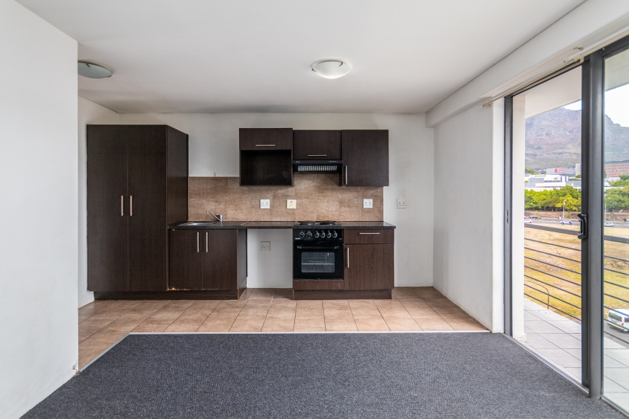 1 Bedroom Property for Sale in Zonnebloem Western Cape